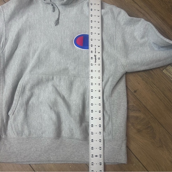 Champion Reverse Weave Men’s Medium Gray Hoodie Big C Logo Kangaroo Pockets - Picture 4 of 9